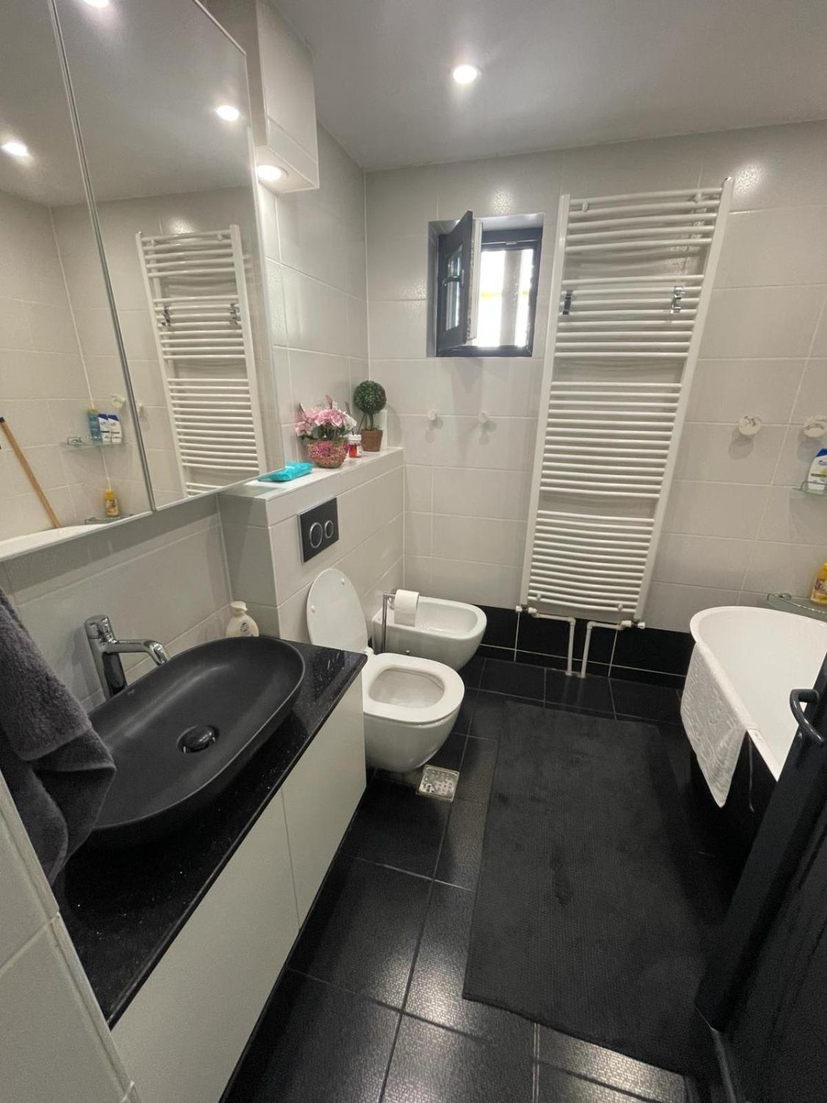 Apartament Central Tulcea Apartment Екстериор снимка